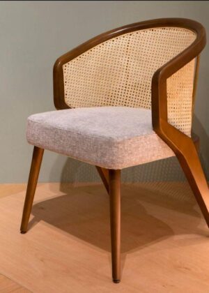 Kraftiq Chair