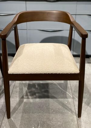Kraftiq Chair