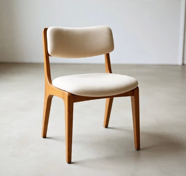Kraftiq Chair