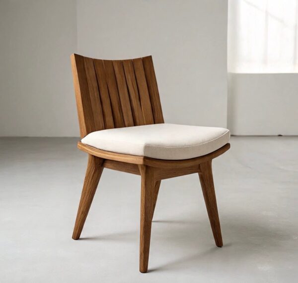 Kraftiq Chair