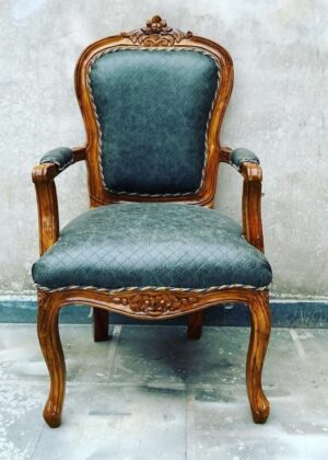 Kraftiq Chair