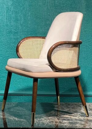 Kraftiq Chair