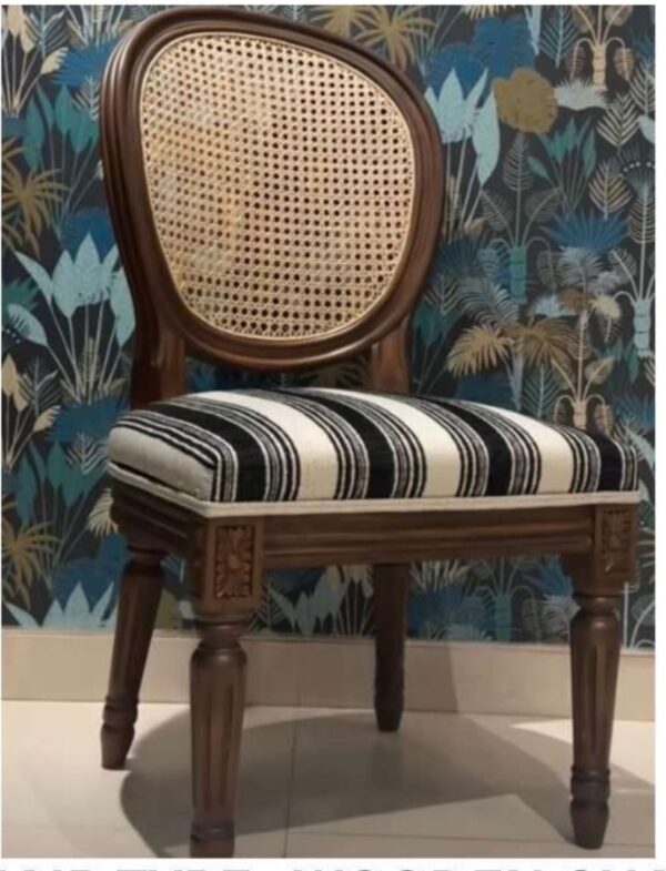 Kraftiq Chair