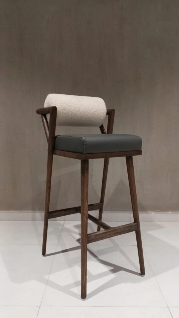 Kraftiq Chair