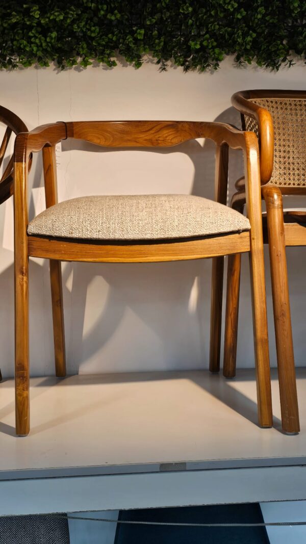 Kraftiq Chair