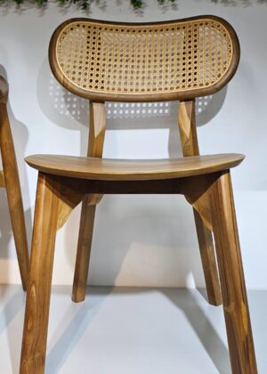 Kraftiq Chair
