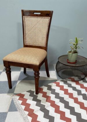 Kraftiq Chair