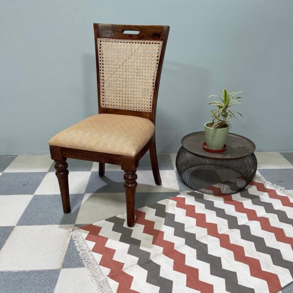 Kraftiq Chair