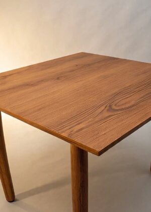 Kraftiq Center Table (C-69)
