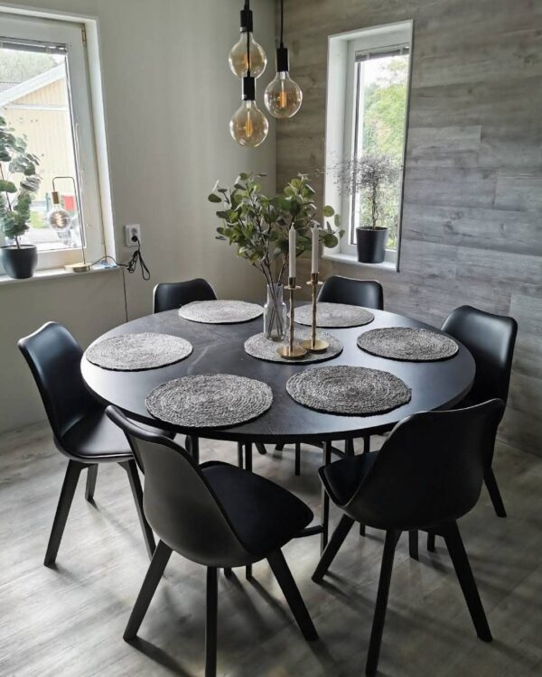 Kraftiq Dining Table (D-24)