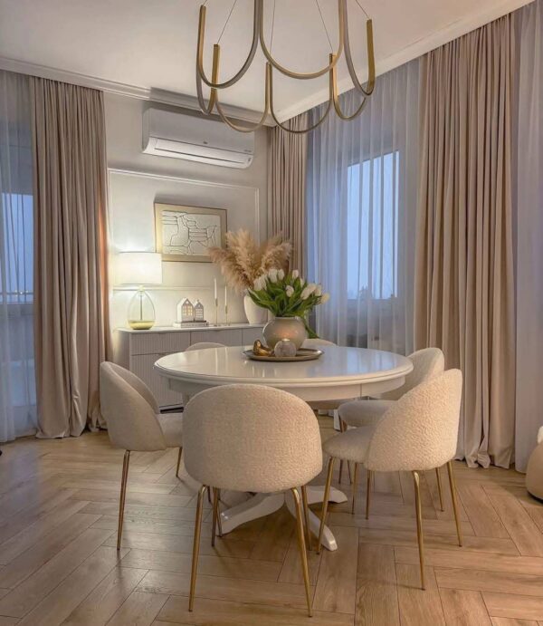 Kraftiq Dining Table (D-26)