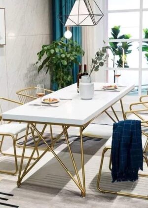 Kraftiq Dining Table (D-29)