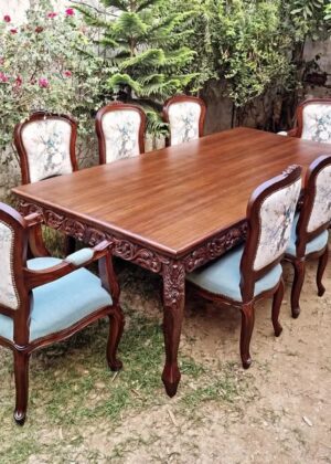 Kraftiq Dining Table (D-49)