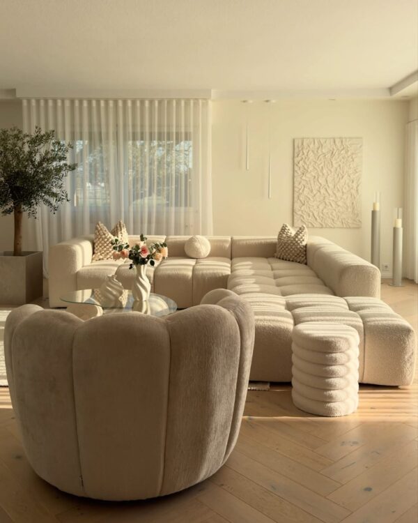 Kraftiq Premium Sofa (S-105)