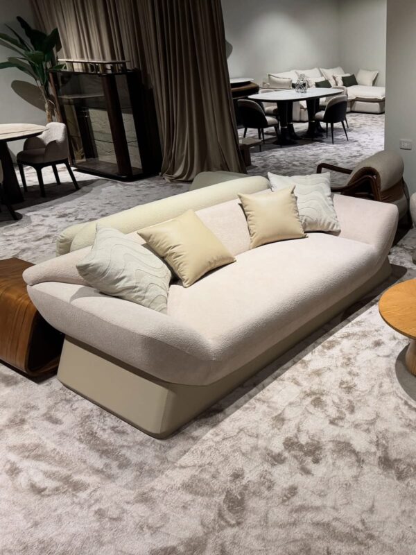 Kraftiq Premium Sofa (S-169)