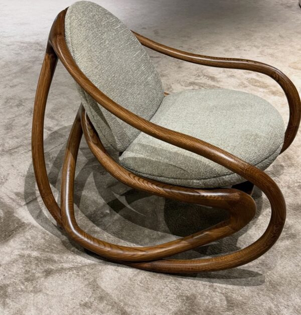 Kraftiq Lounge Chair (C-107)