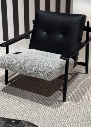 Kraftiq Lounge Chair (C-108)