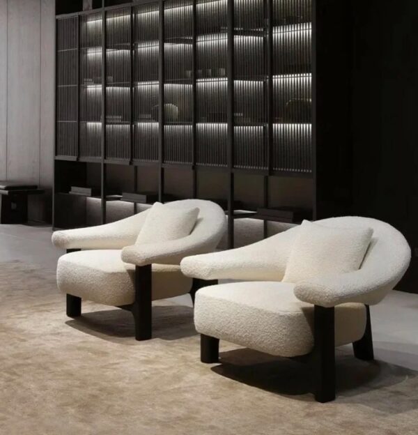 Kraftiq Lounge Chair (C-125)