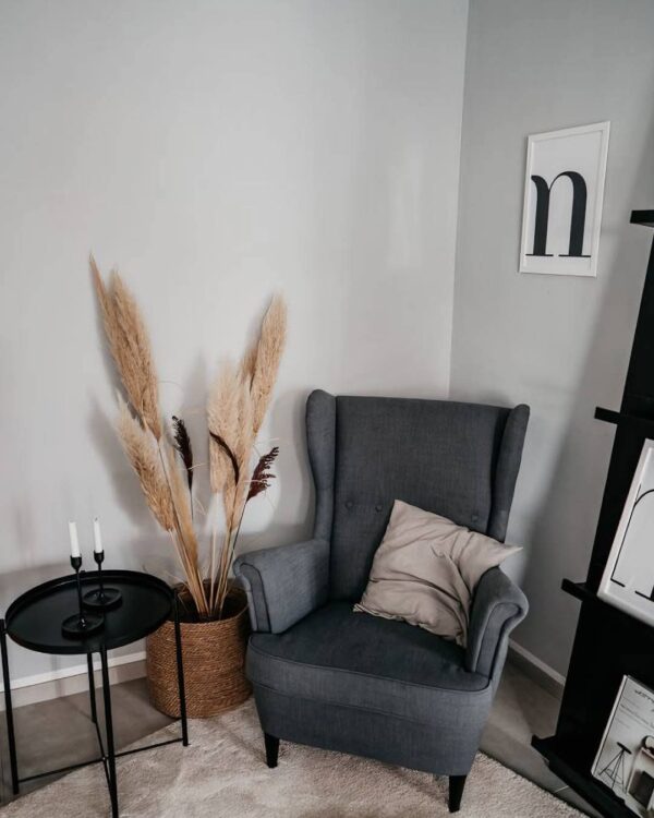 Kraftiq Lounge Chair (C-131)