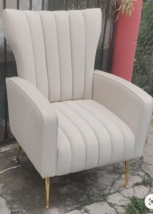 Kraftiq Lounge Chair (C-138)