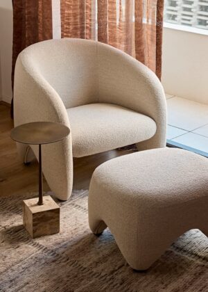 Kraftiq Lounge Chair (C-148)