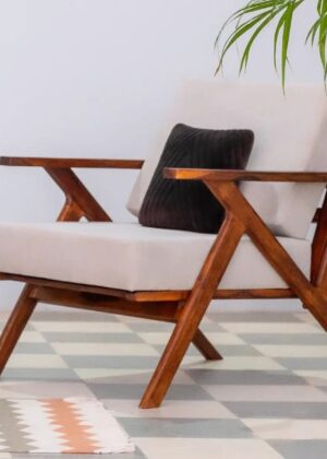 Kraftiq Lounge Chair (C-160)