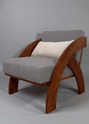 Kraftiq Lounge Chair (C-161)