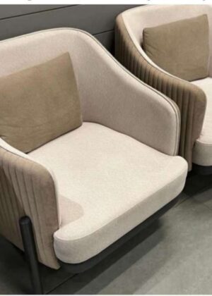 Kraftiq Lounge Chair (C-178)