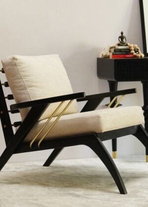 Kraftiq Lounge Chair (C-39)